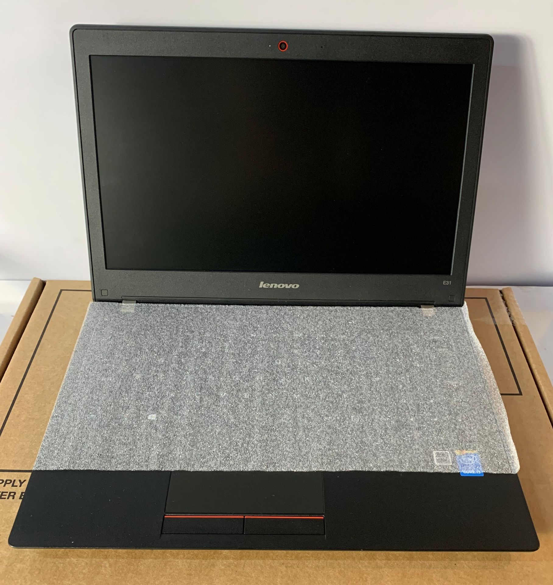 Lenovo E31 Laptop | Intel Core i3-5005U 2.00GHz - Image 3 of 3