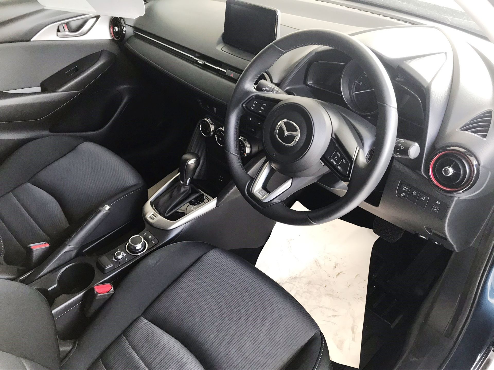 Mazda CX-3 SE-L Nav Auto | Reg: KY67 NHE | Mileage: 4,179 | Forecourt Price: œ16,990 - Image 5 of 10