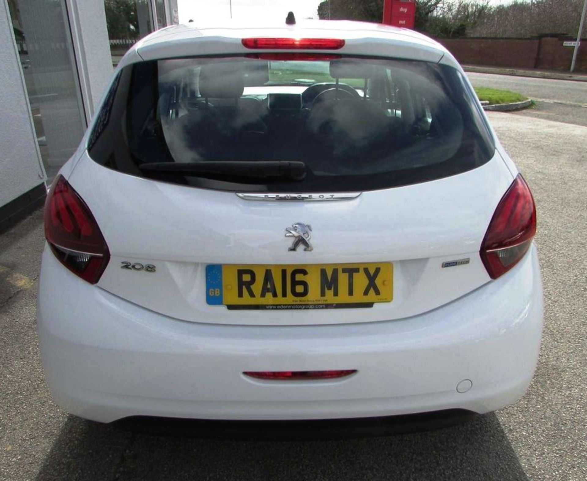 Peugeot 208 1.2 PureTech Active 5dr | Reg: RA16 MTX | Mileage: 20,800 | Forecourt Price £6,790 - Image 5 of 17