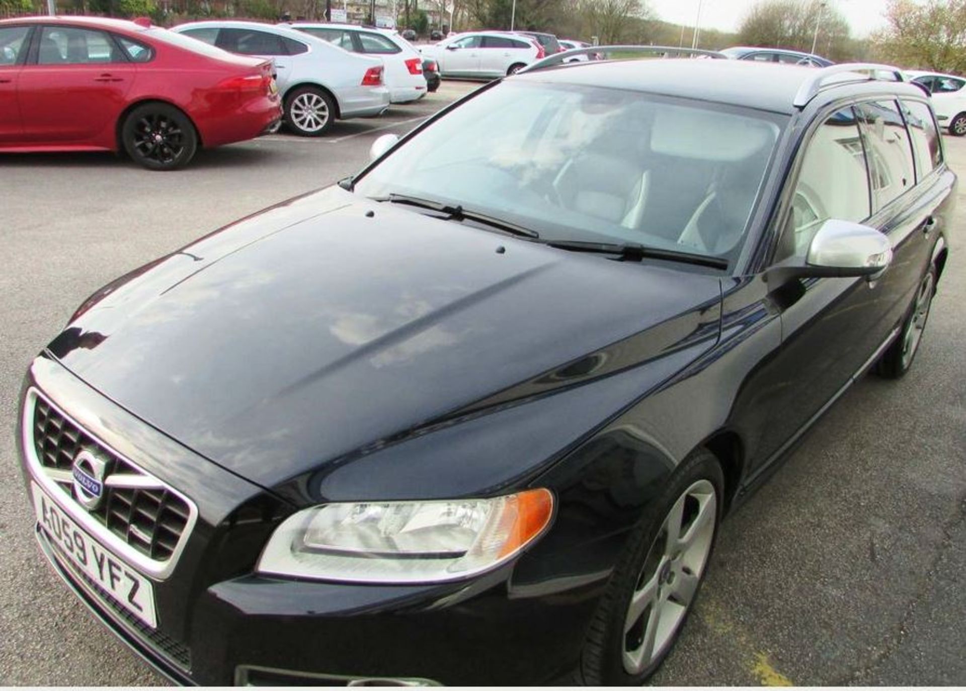 Volvo V70 2.0 D R-Design SE | Reg: AO59 YFZ | Mileage: 78,000| Forecourt Price: œ5,990 - Image 6 of 11