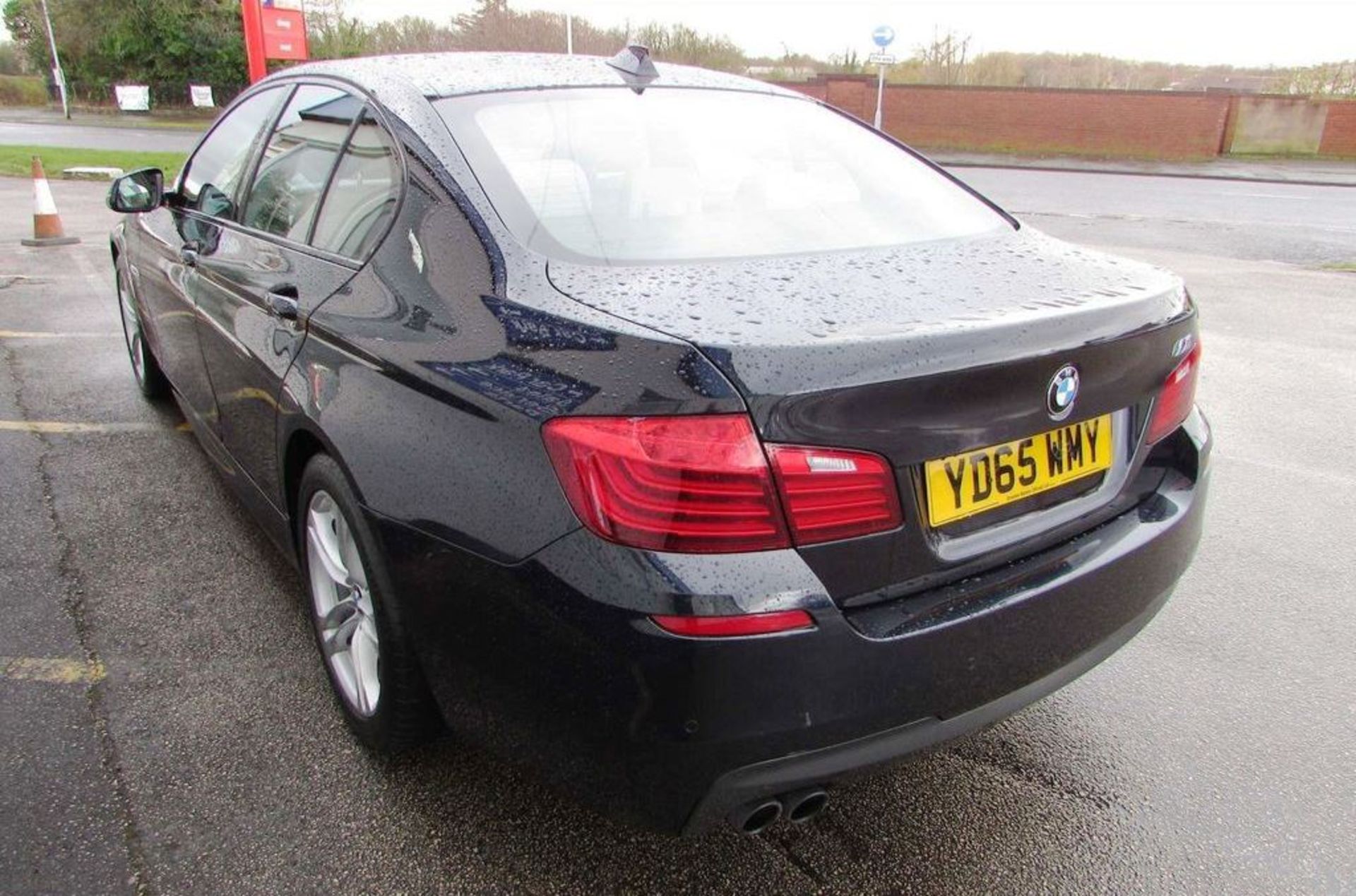 BMW 5 Series 2.0 518d M Sport 4dr Auto | Reg: YD65 WMY | Mileage: 45,000 | Forecourt Price £13,690 - Image 6 of 13