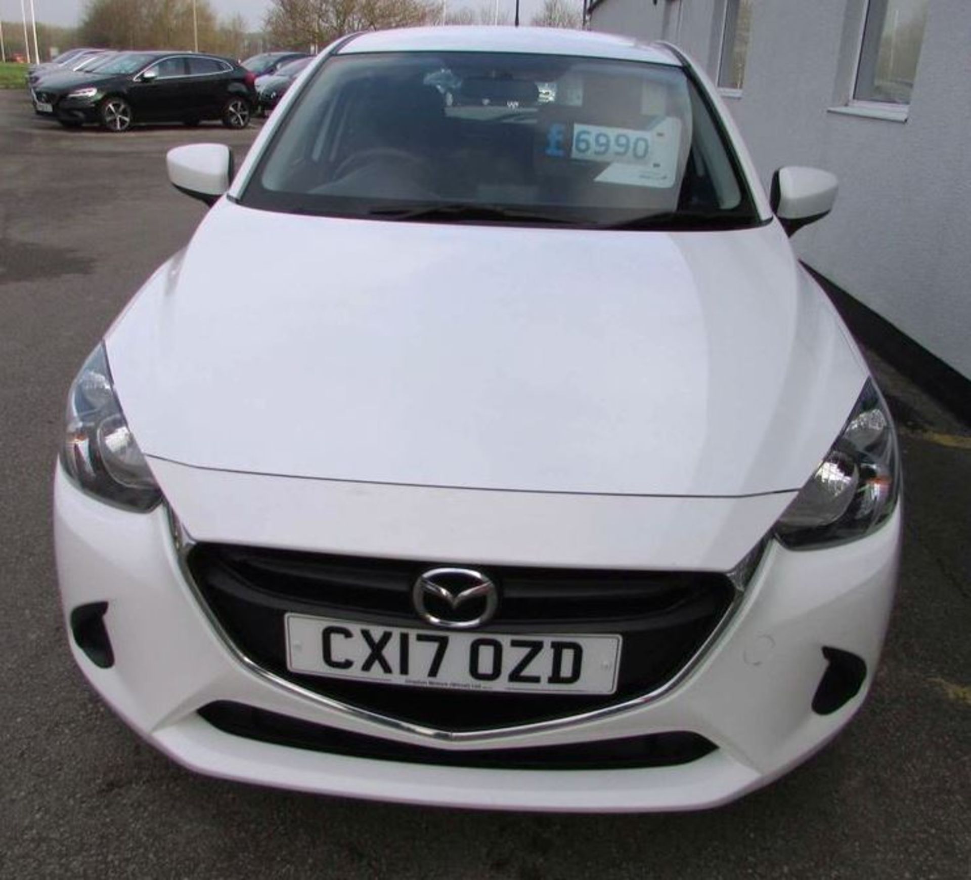 Mazda 2 1.5 SE (s/s) 5dr | Reg: CX17 OZD | Mileage: 41,000 | Forecourt Price £6,490 - Image 2 of 12