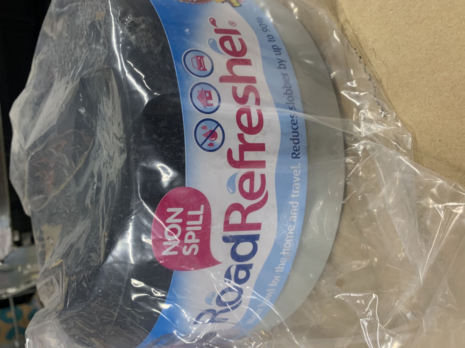 35 x Road refresher non spill water bowls - Image 4 of 4