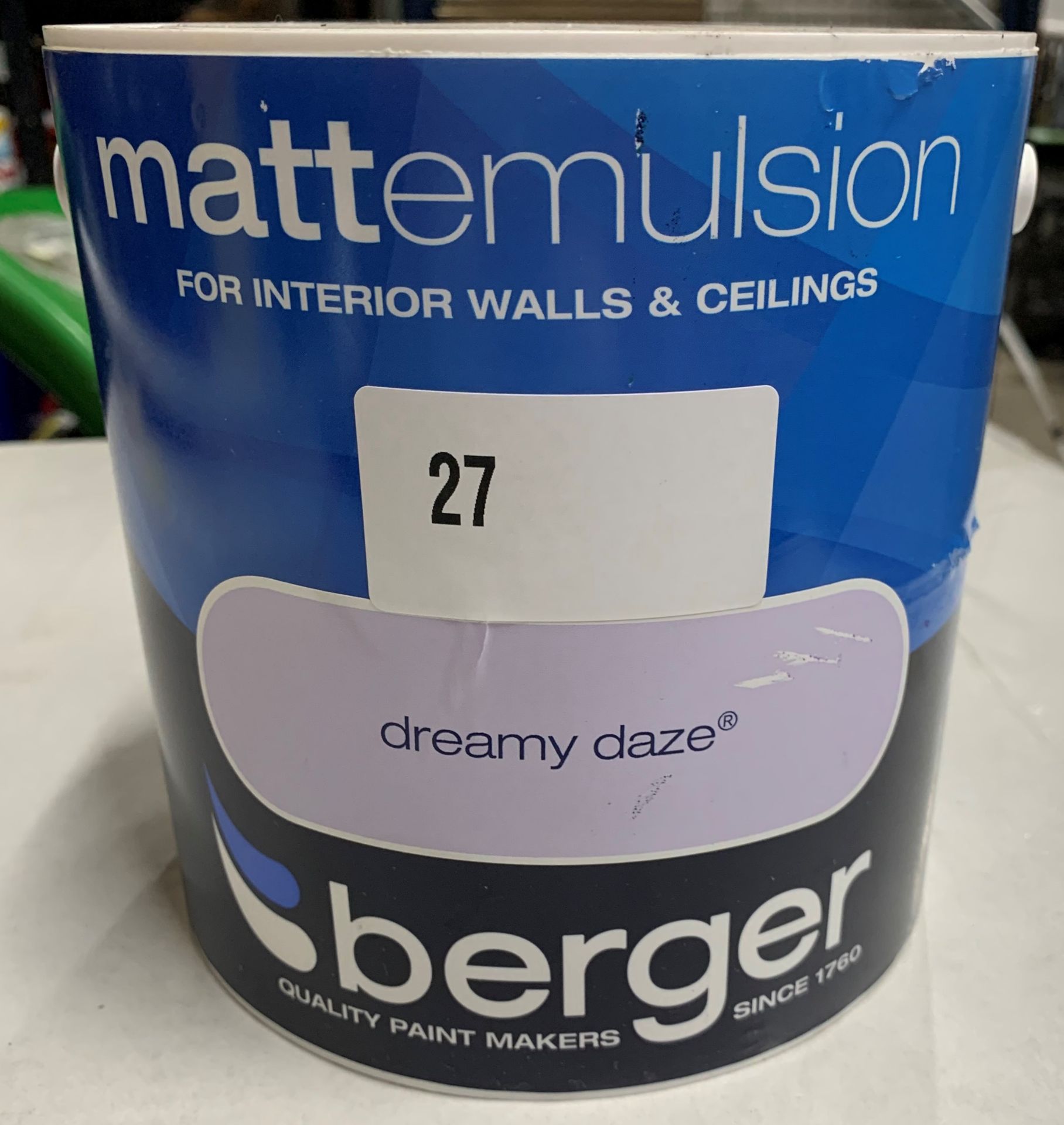 10 x 2.5 litre tubs of Berger mattemulsion various coloured paint's