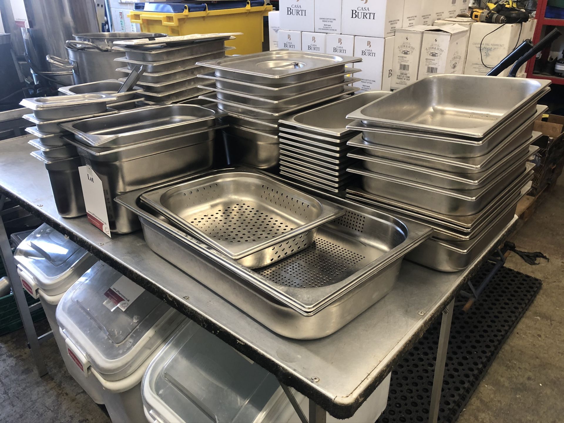 Quantity of Stainless Steel Pans, Strainers & Lids - As Pictured