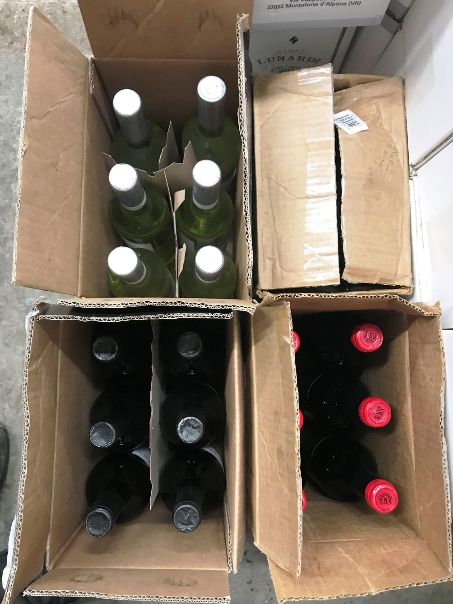 24 x Bottles of Various White & Red Wine - As Per Description / Photographs - Image 2 of 3