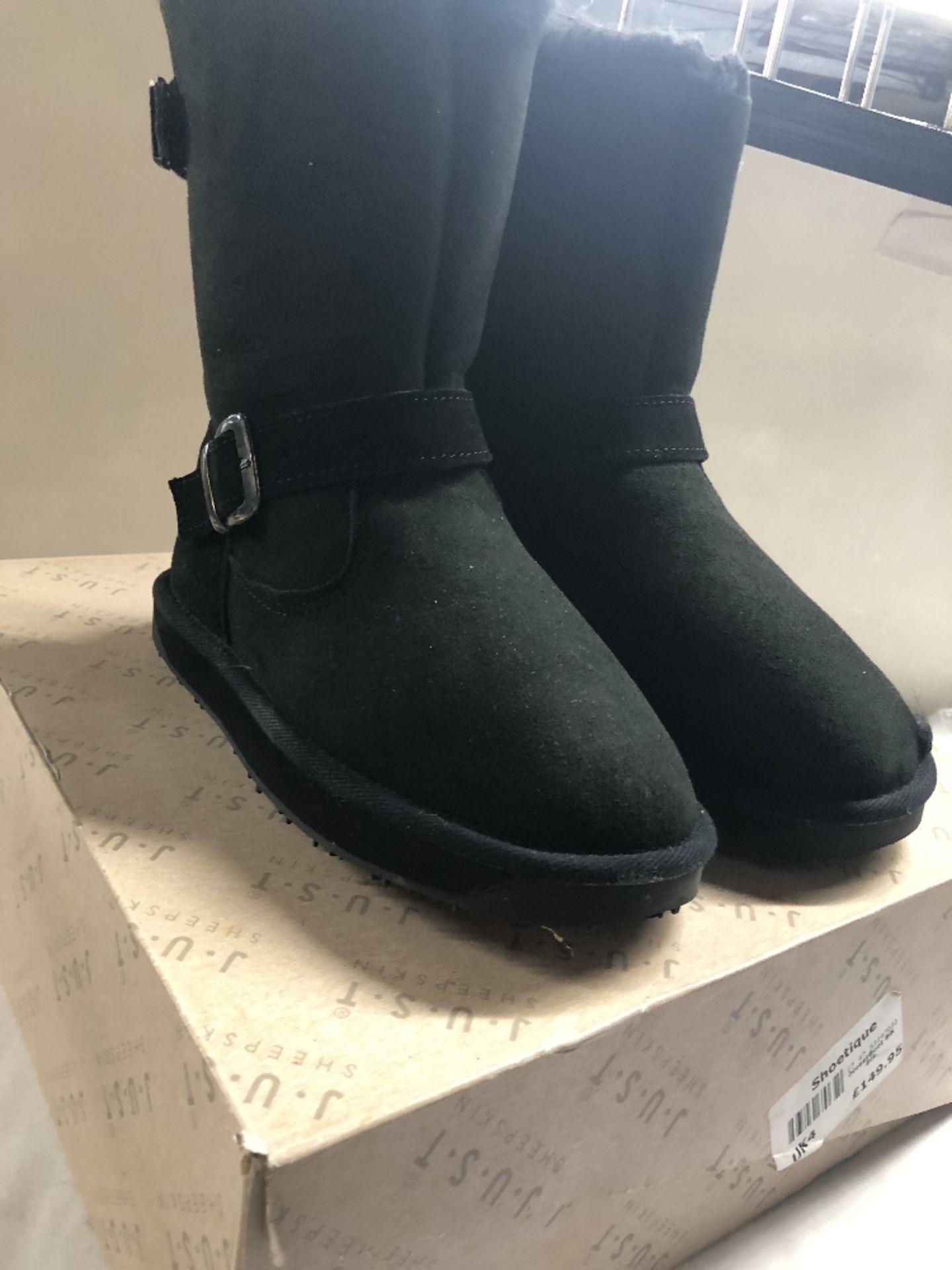 Just Sheepskin Mid Calf Boots. UK 4 - Image 2 of 3