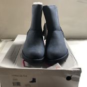 Heavenly Feet Ankle Boots. Eur 36