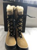 Sorel Mid-Calf Boots. UK 5