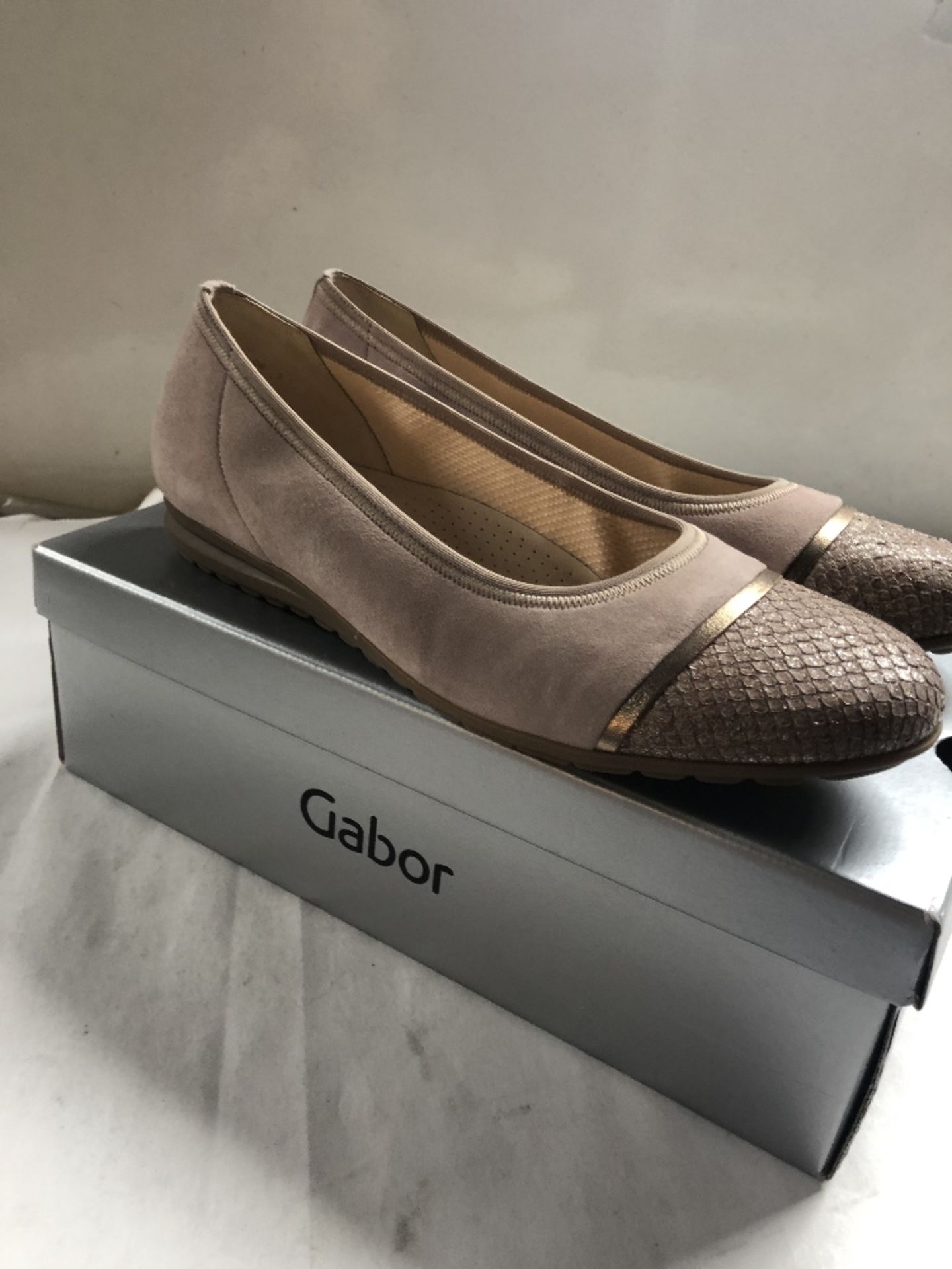 Gabor Ballet Pumps. UK 7 - Image 2 of 3