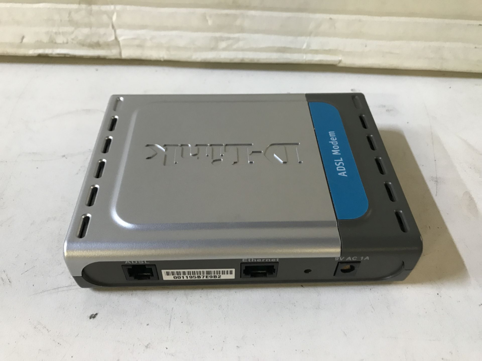 Net Gear FVS318 ProSafe VPN Firewall & D-Link ADSL Modem - Image 5 of 9