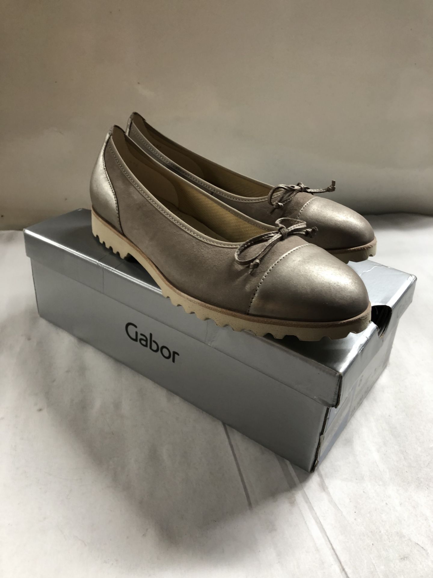 Gabor Ballet Pumps. UK 6 - Image 2 of 3