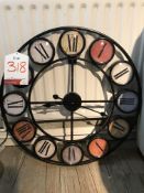 Ex Dispay Pastels Iron Analog Clock in Black