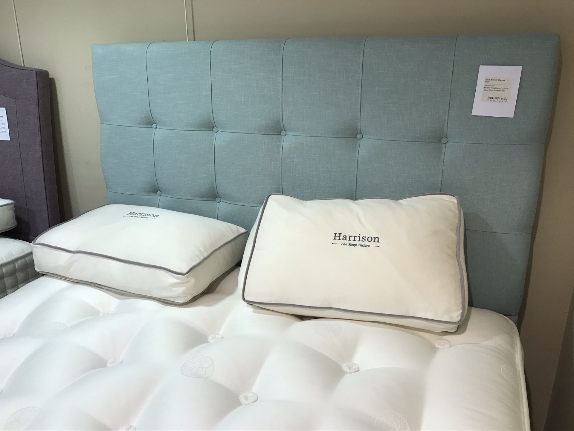 Ex Display Harrison Wisley 18200 King Size Mattress - Gentle/Medium w/ True Edge 2500 Divan Set & He - Image 5 of 5