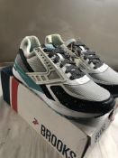 Brooks Trainers. UK 8