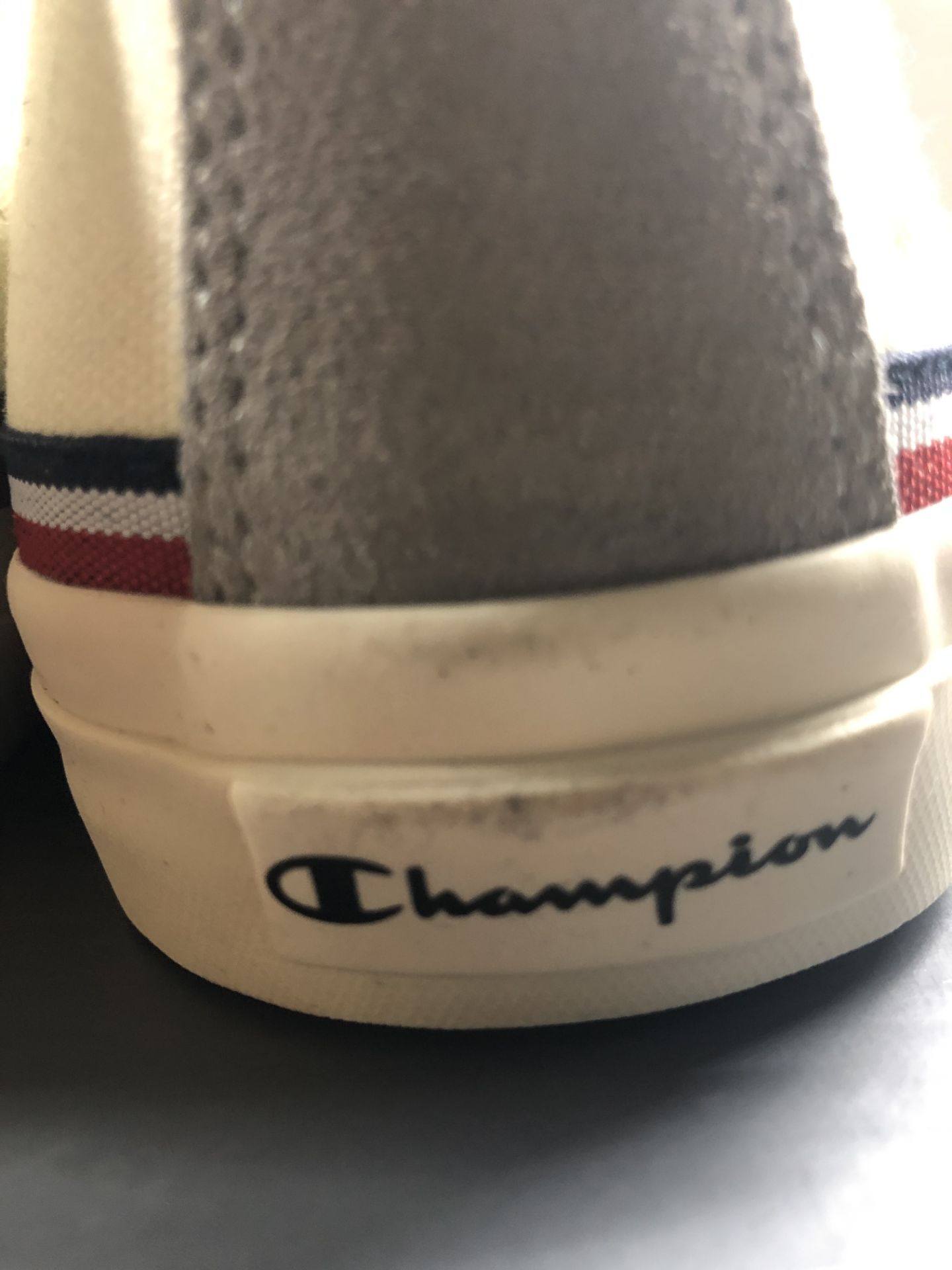 Champion Sneakers. UK 10.5 - Image 4 of 5