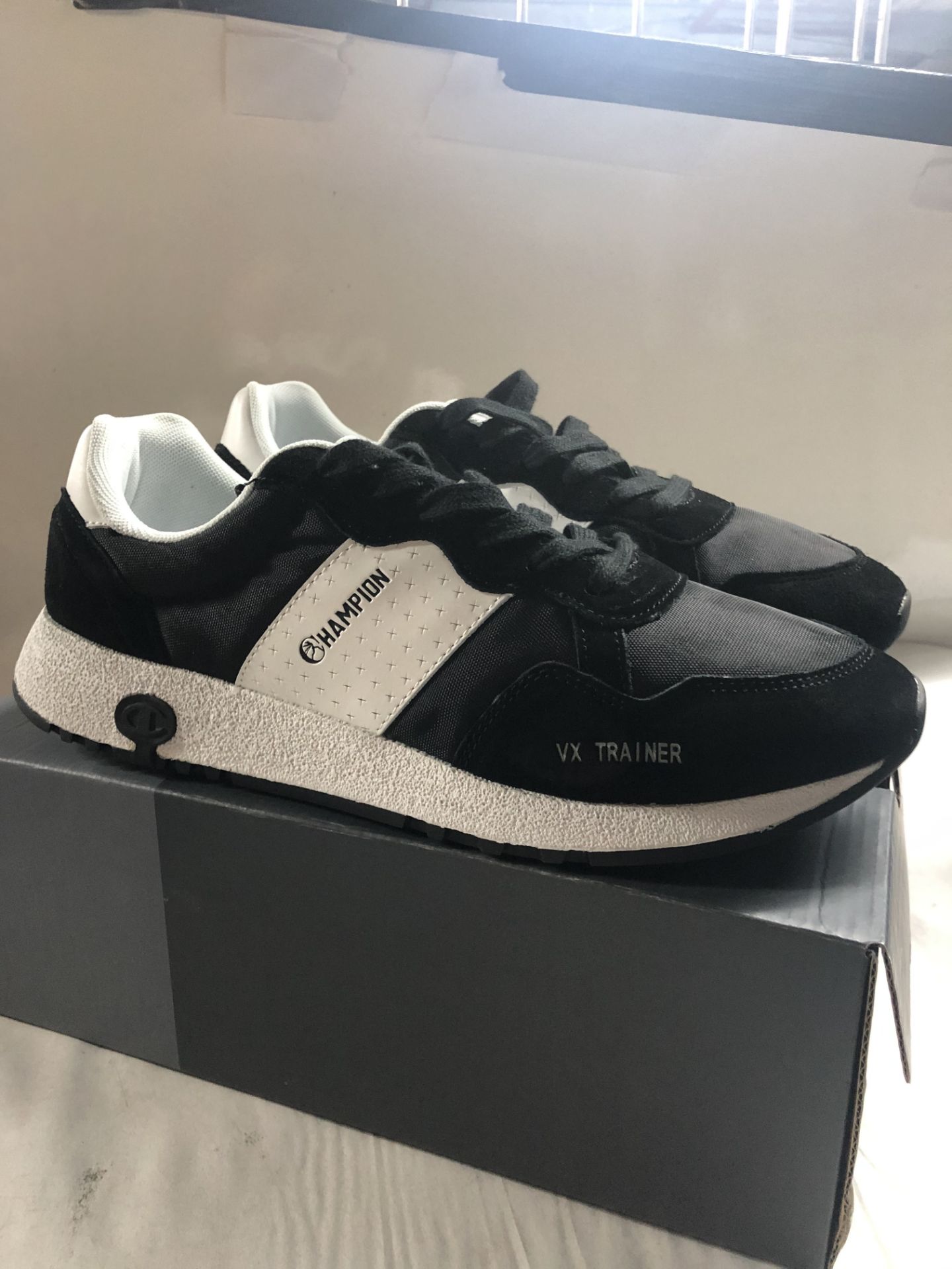 Champion Trainers. UK 11