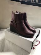 Heavenly Feet Ankle Boots. UK 6