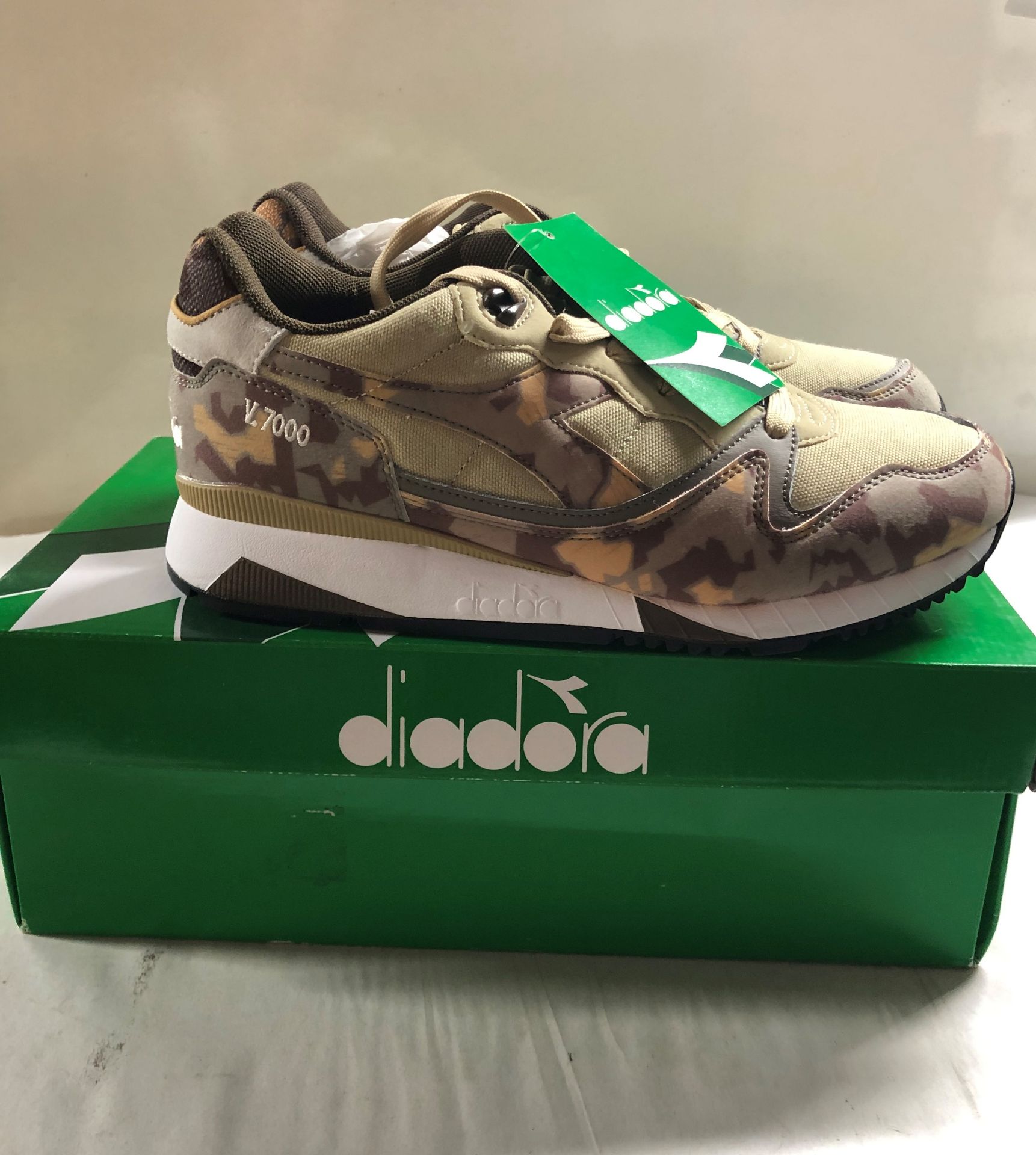 Diadora Trainers. UK 9