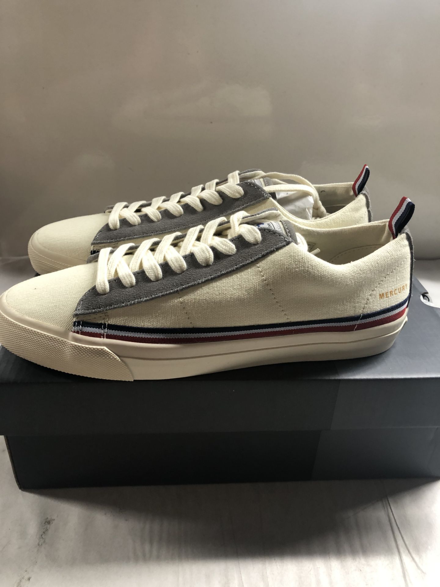 Champion Sneakers. UK 7.5