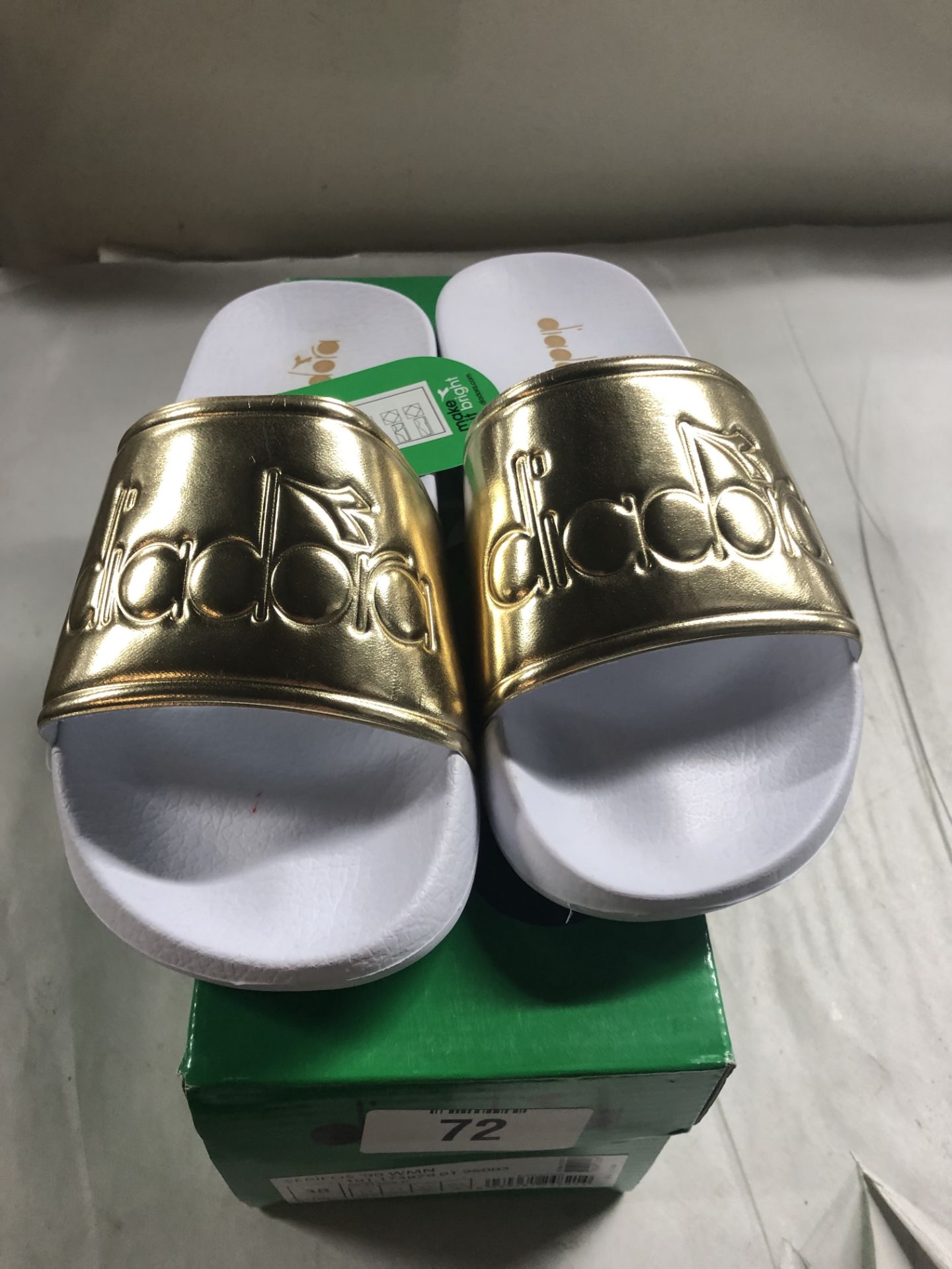 Diadora Slides. UK 5.5 - Image 2 of 3