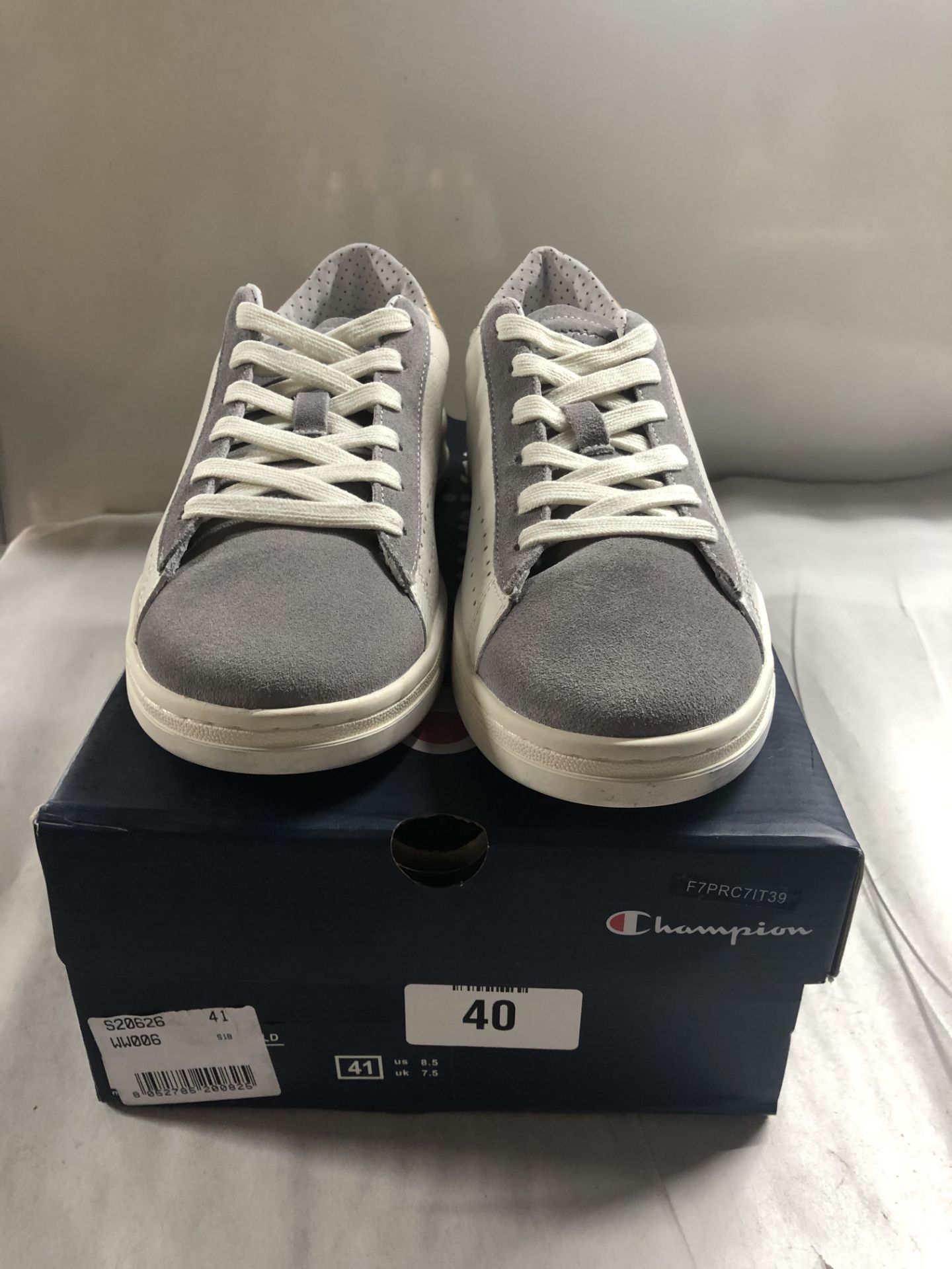 Champion Trainers. UK 7.5 - Image 2 of 4