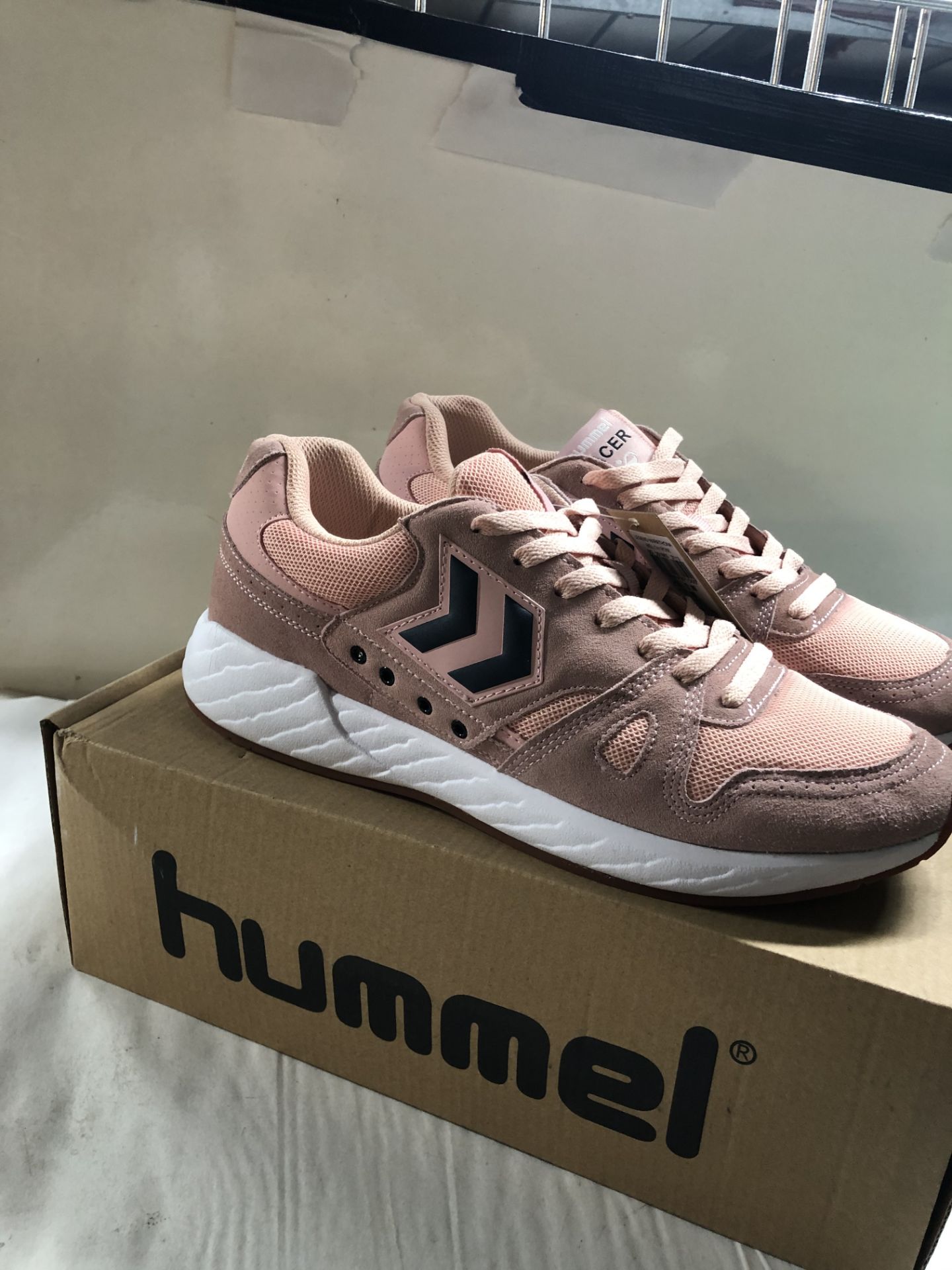 Hummel Trainers. Eur 45