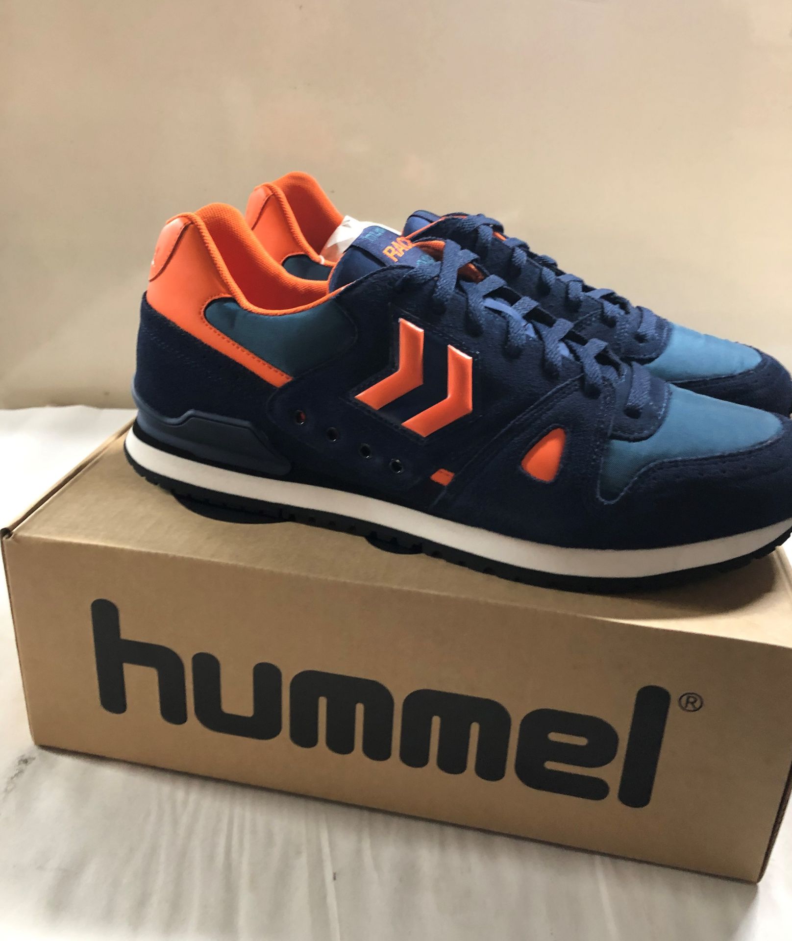 Hummel Trainers. Eur 44 - Image 2 of 3