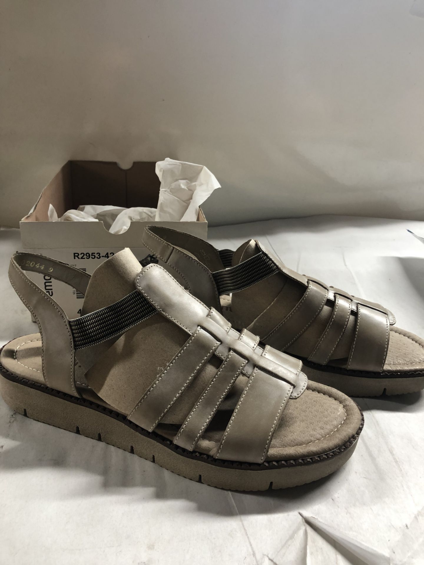 Remonte Sandals. UK 6.5 - Image 2 of 3