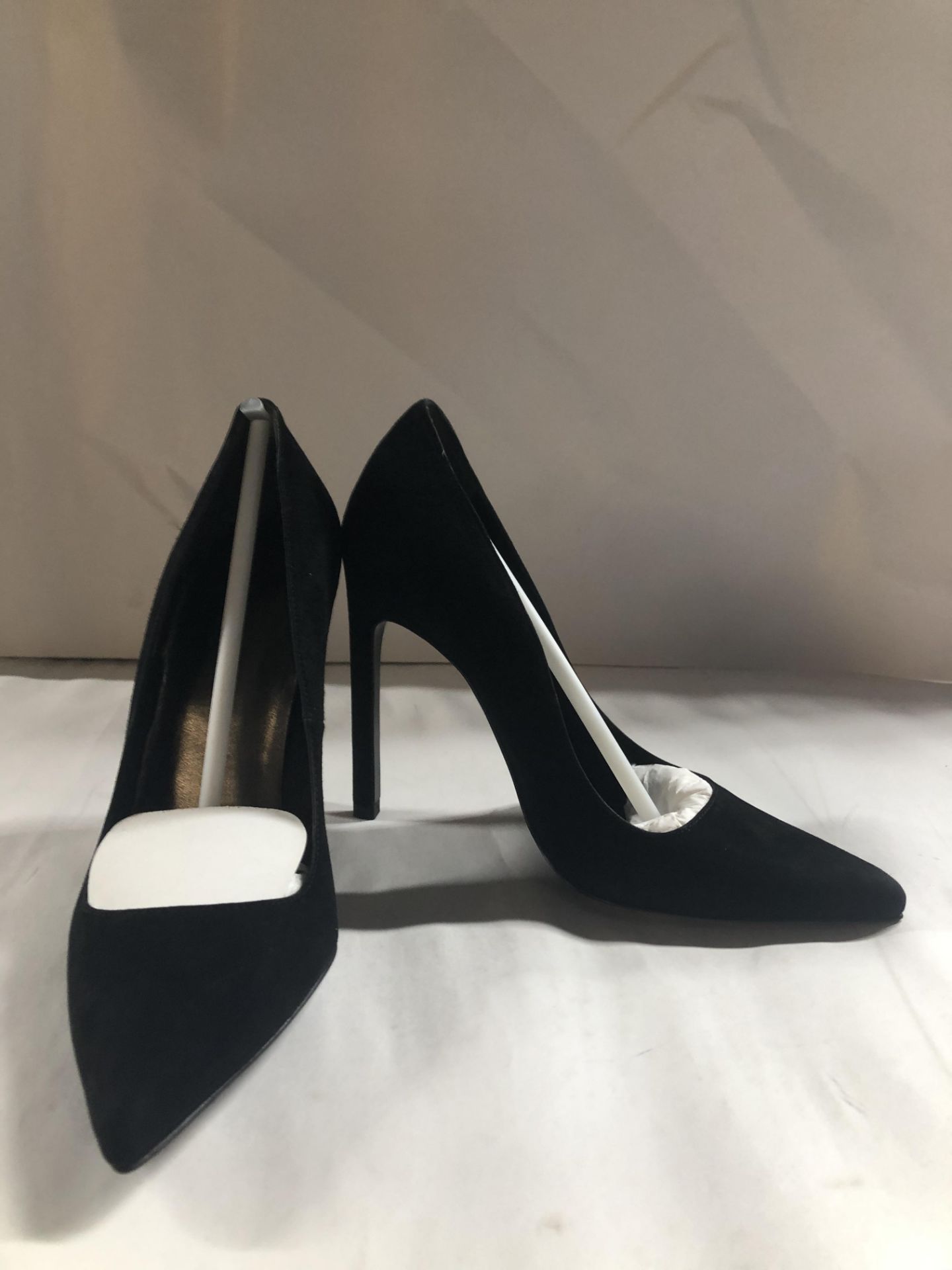 Stuart Weitzman Tia Black Suede Heels.EU 37 RRP £290.00