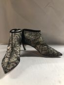 Nicholas Kirkwood Pearl Lace Heels. EU 38 RRP £650.00