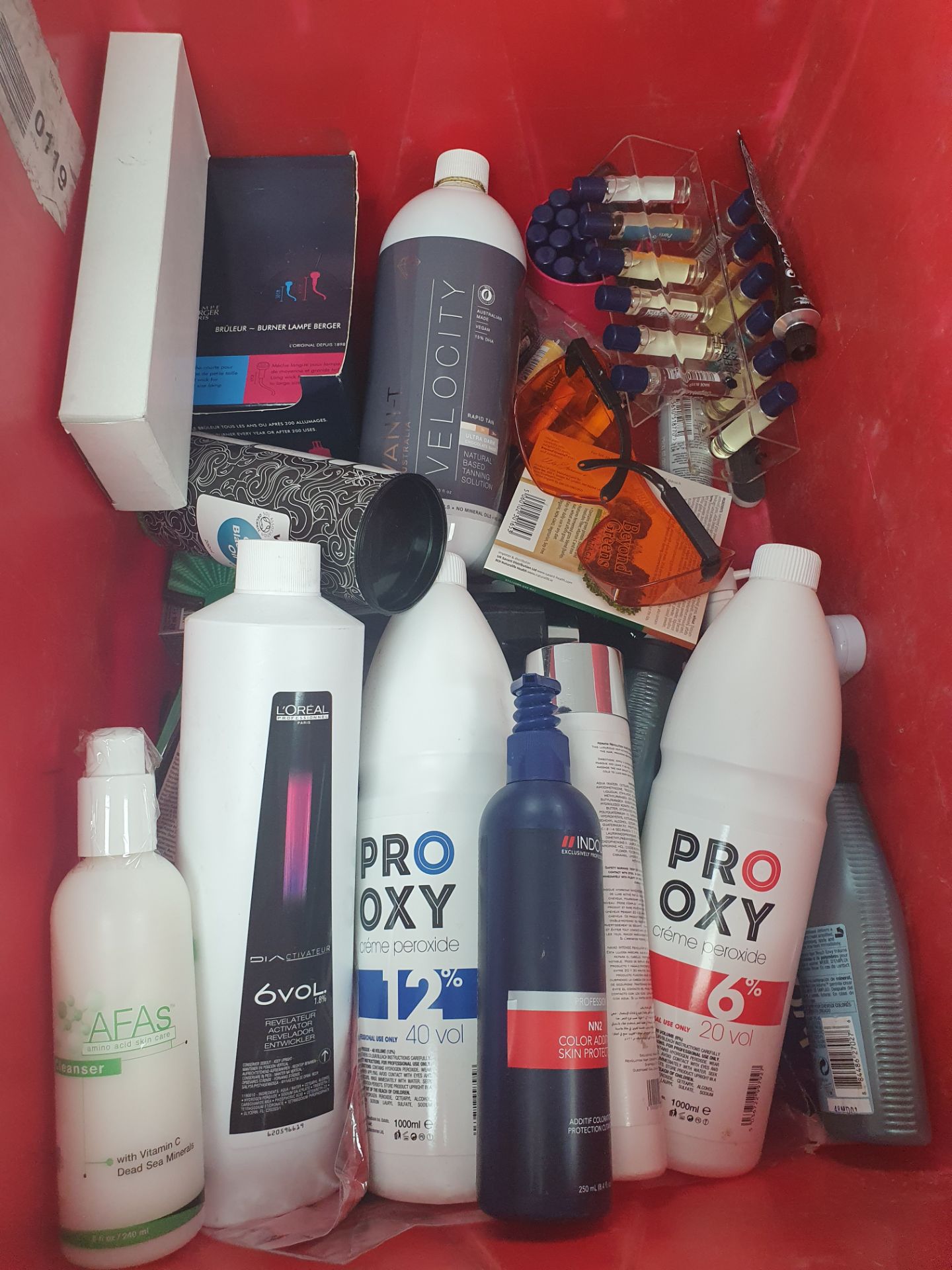 Mixed Lot of Skin and Hair Care Products. New and Used. - Image 8 of 8