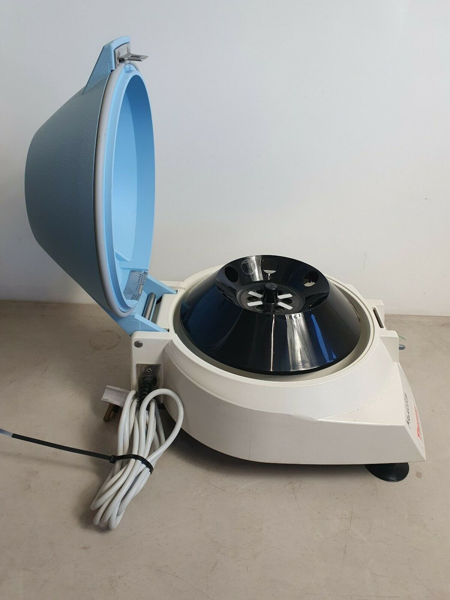 Thermo Micro Centrifuge | Medilite - Image 3 of 5