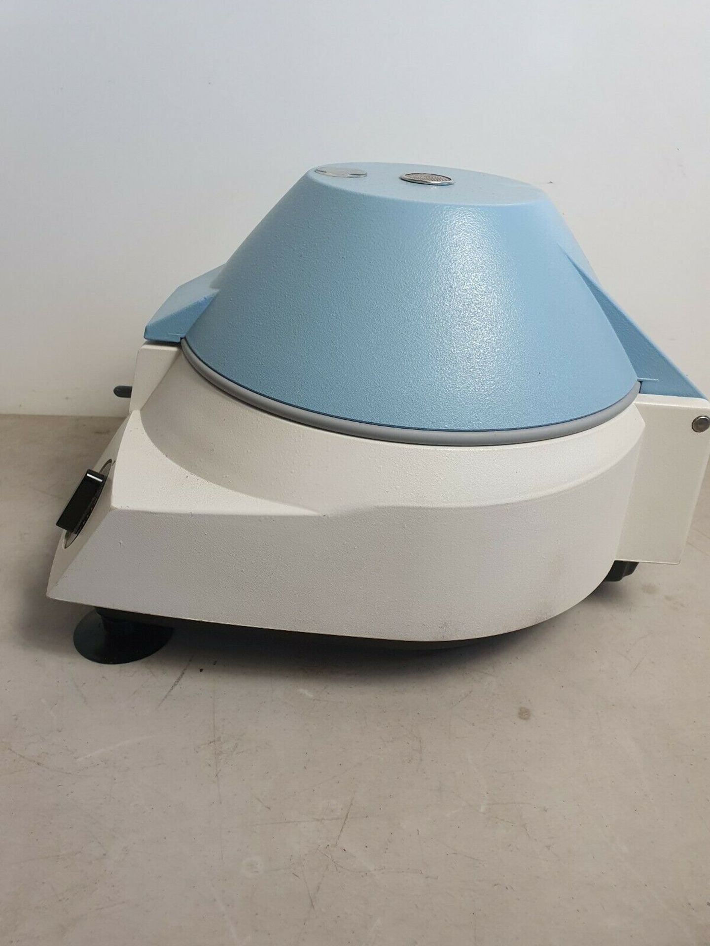 Thermo Micro Centrifuge | Medilite - Image 5 of 5