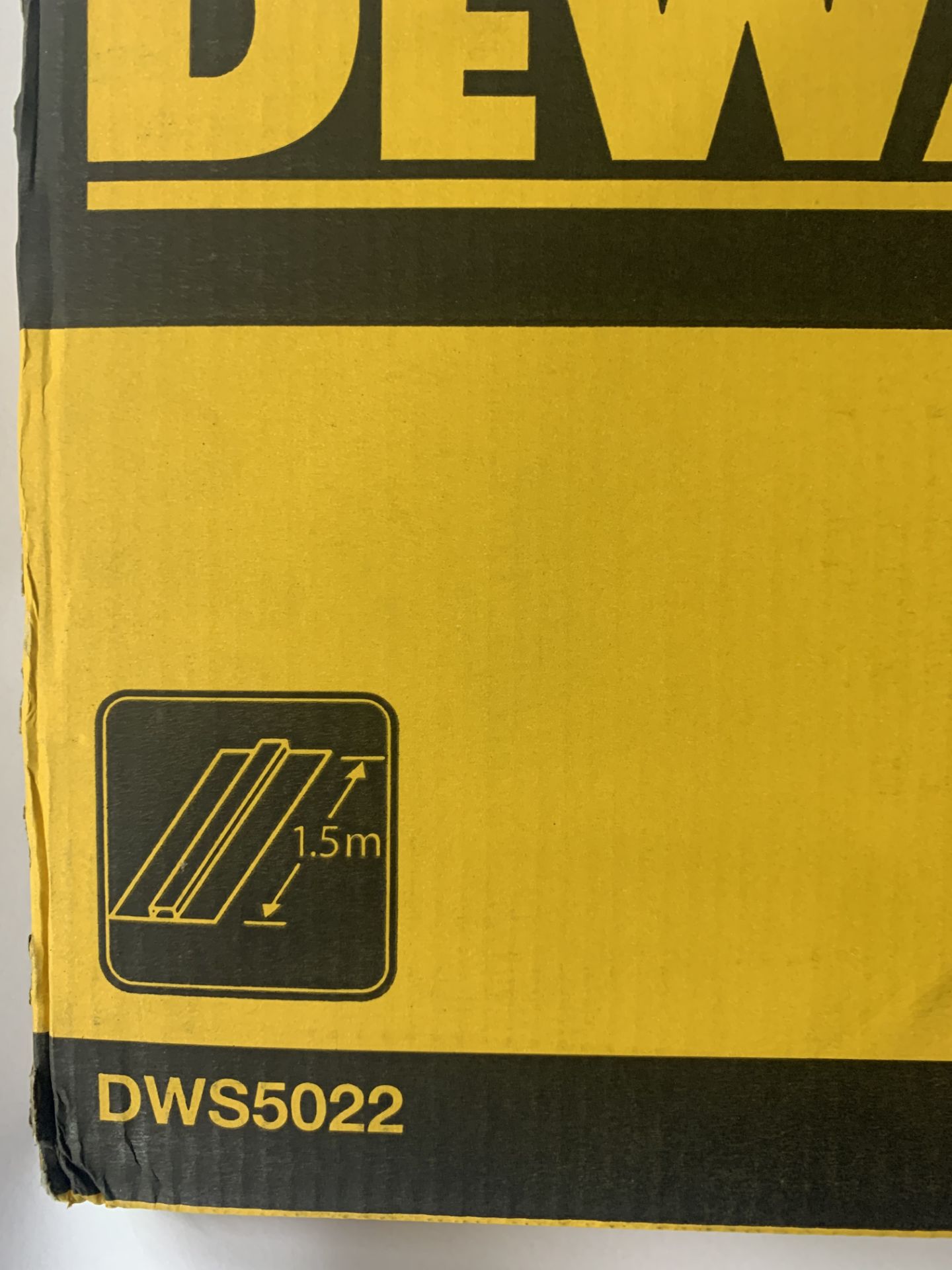 DEWALT DWS5022 Plunge Saw Guide Rail 1.5m - Image 3 of 3