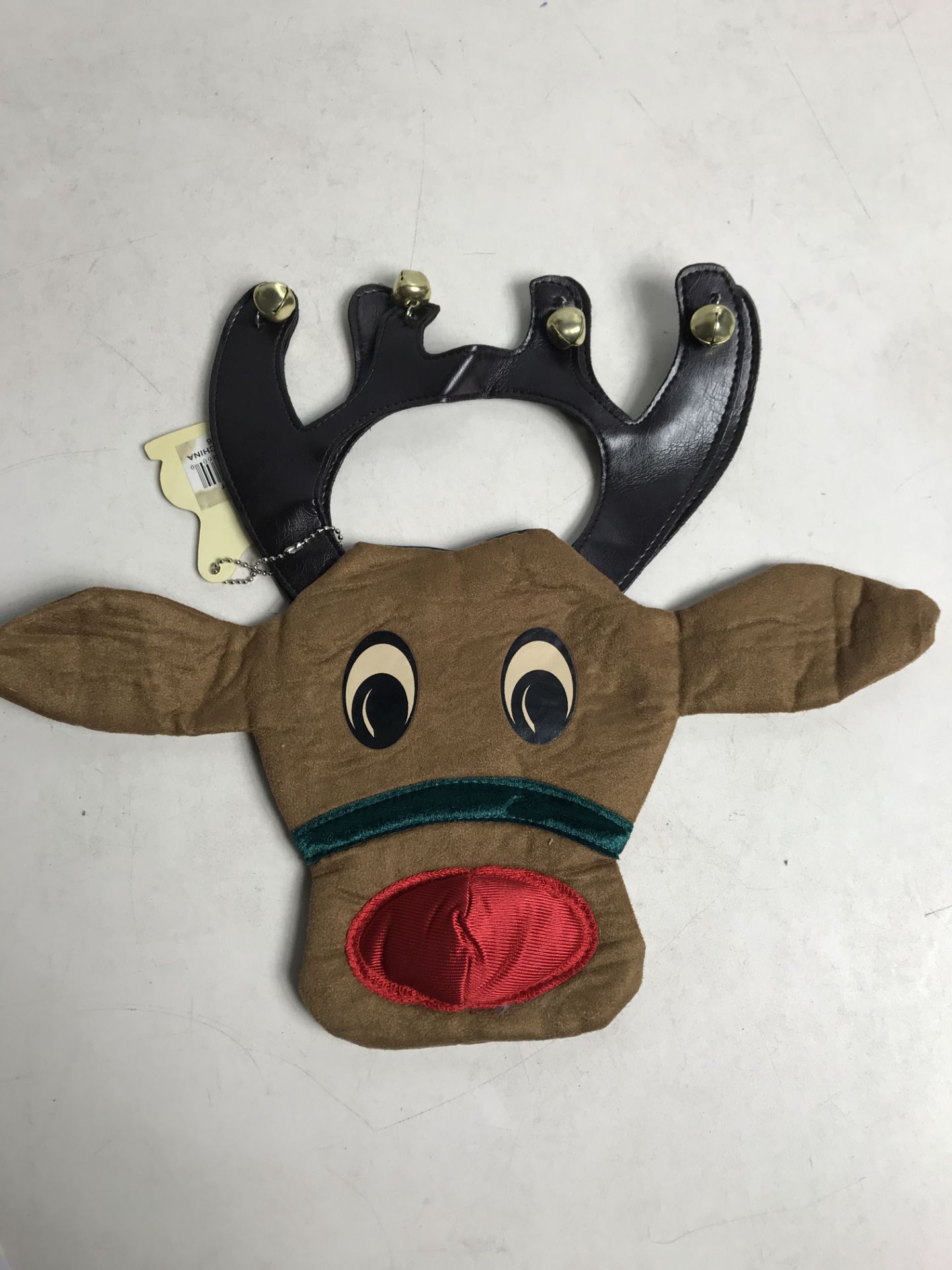 8 Reindeer Handbags - Image 2 of 2