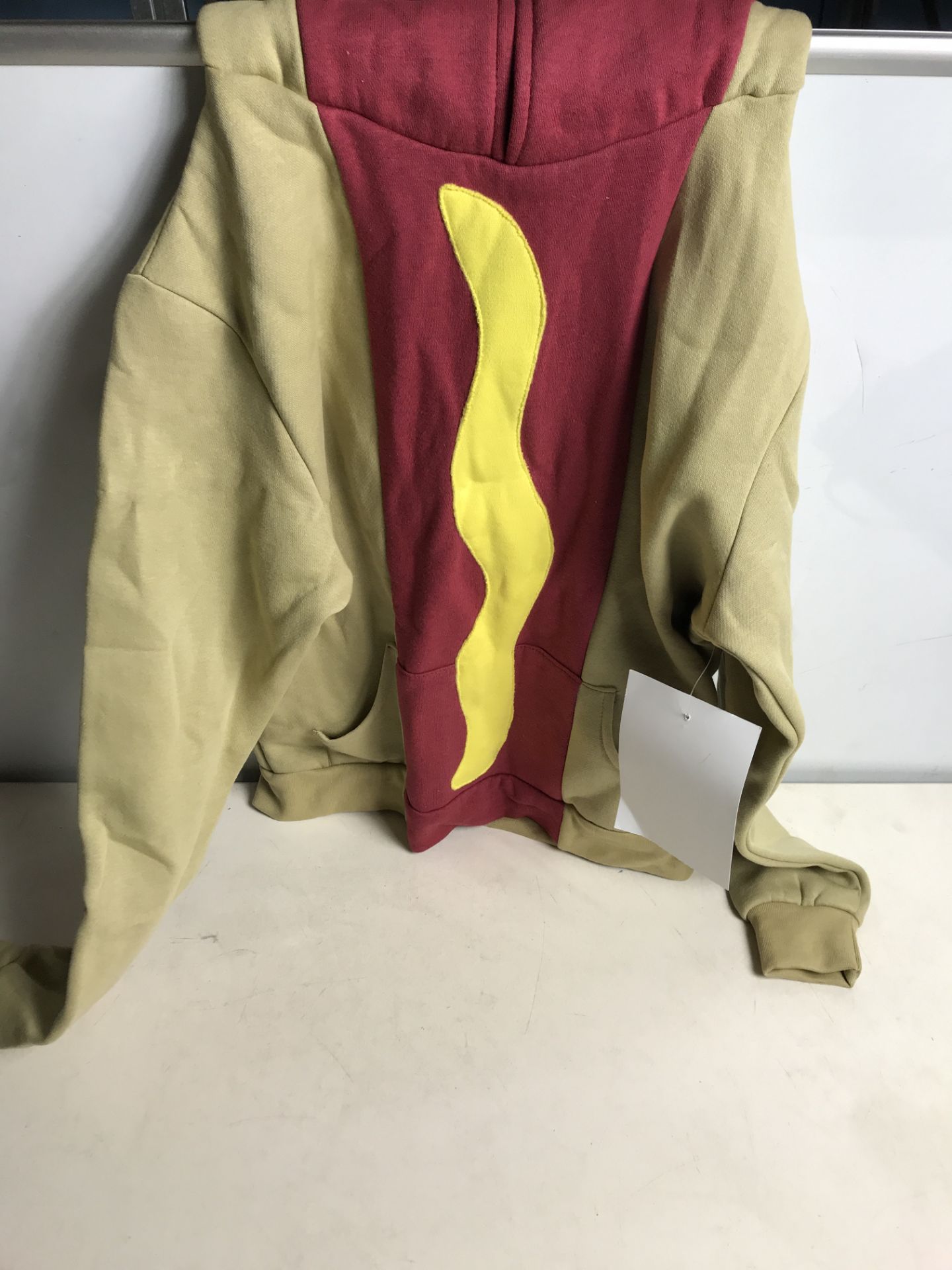 8 x Funny Hotdog Hoodies | Size: Adult Small - Image 2 of 2