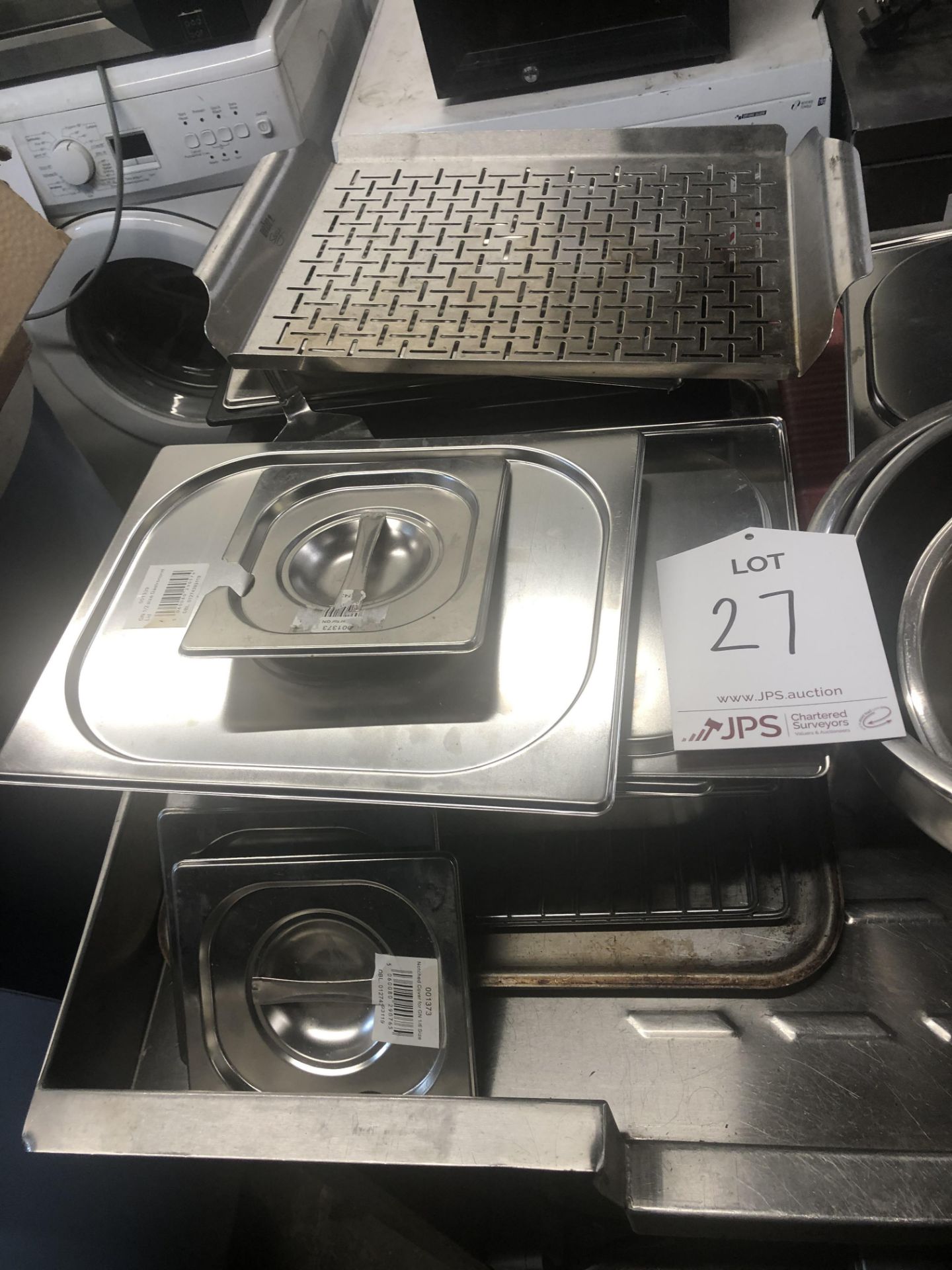 Quantity of Stainless Steel trays, Covers & Chopping Boards - Image 2 of 3