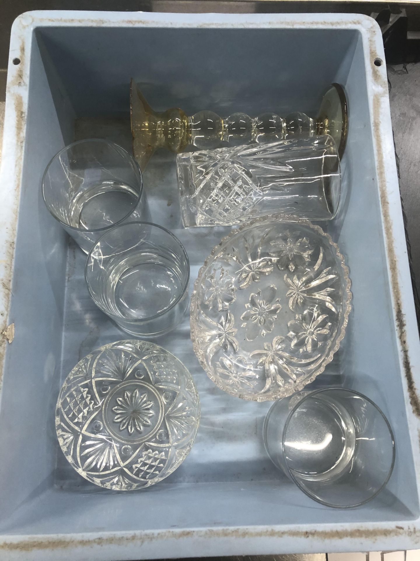 Quantity of Glassware as per pictures - Image 2 of 2