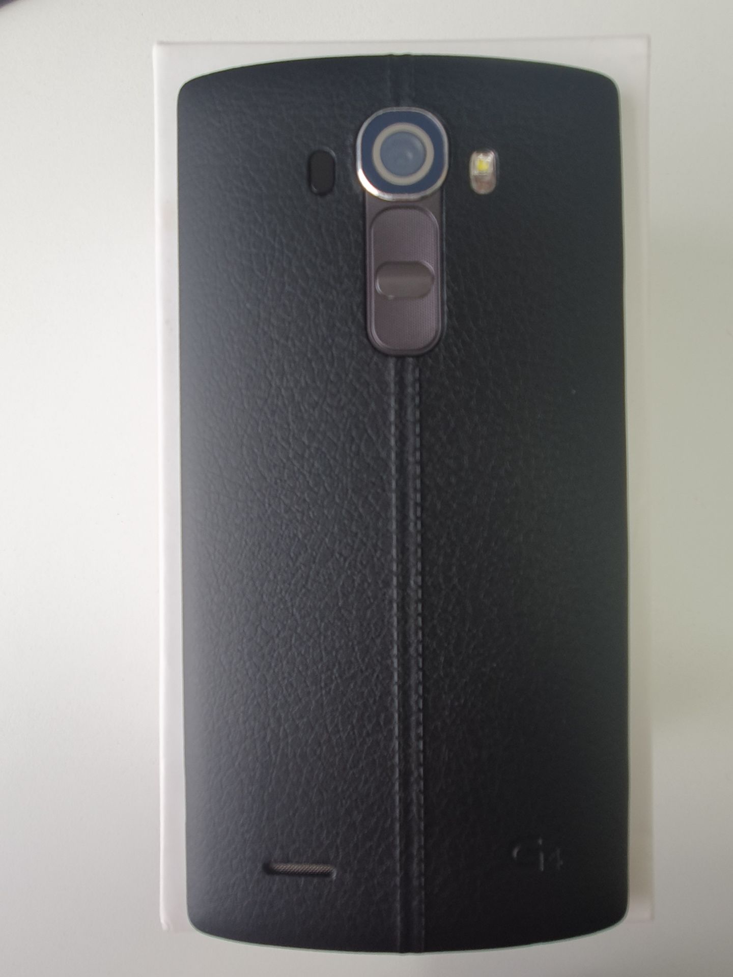 Ex-Display LG G4 Smartphone - Image 2 of 3