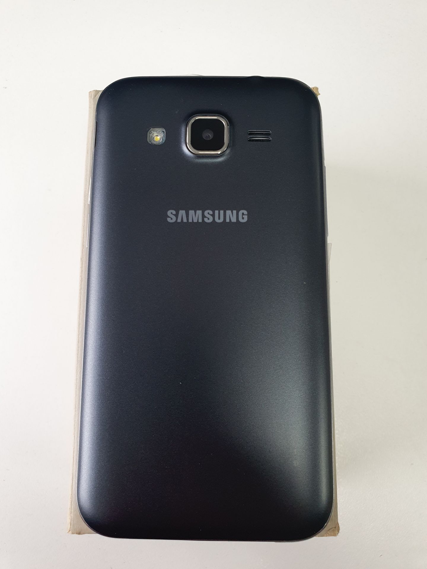 Ex-Display Samsung Galaxy Core Prime - Image 2 of 2