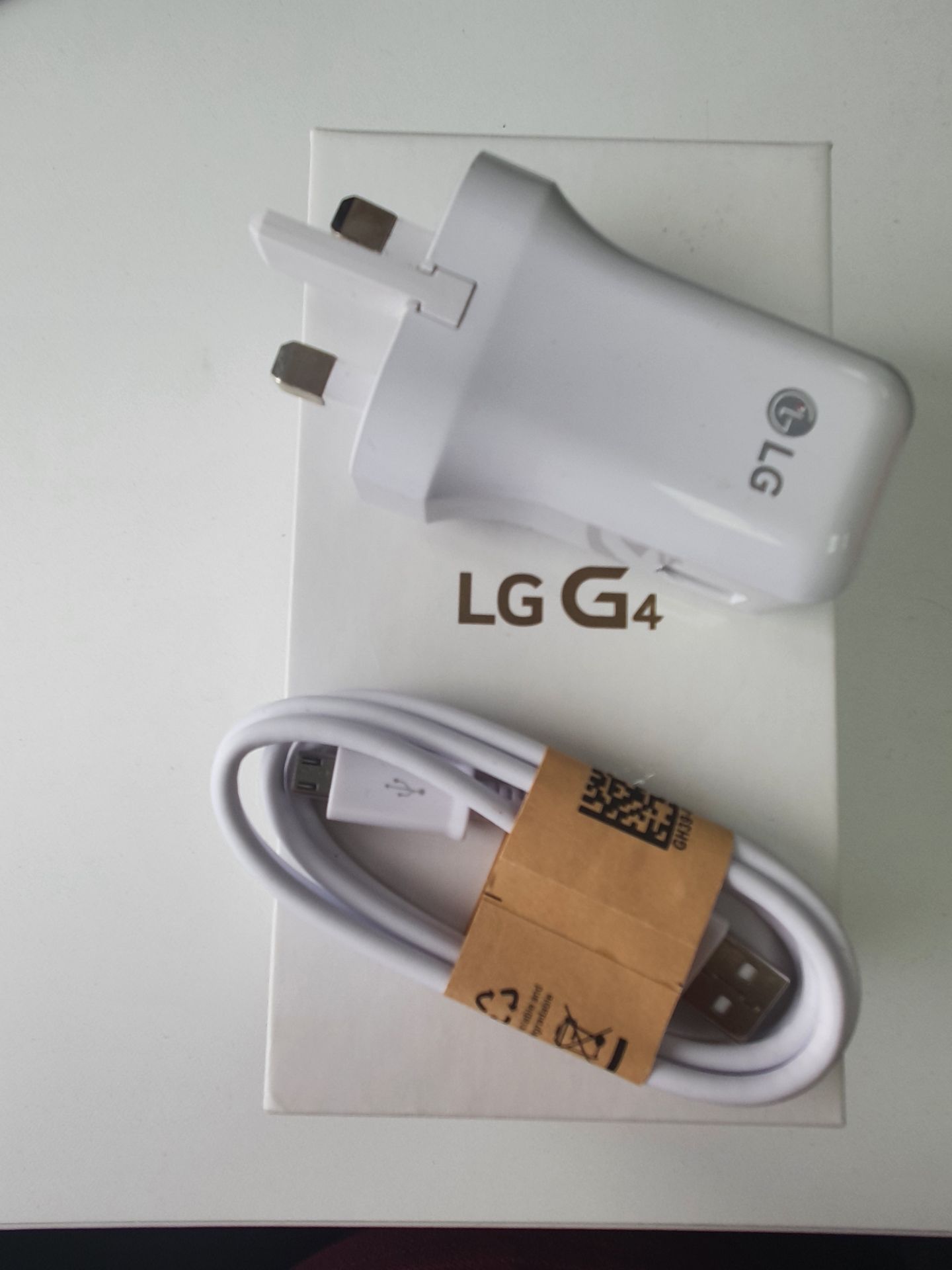 Ex-Display LG G4 Smartphone - Image 3 of 3