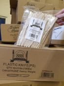 5 x Boxes of 1000 Plastic Knives by 888 Gastro Disposables