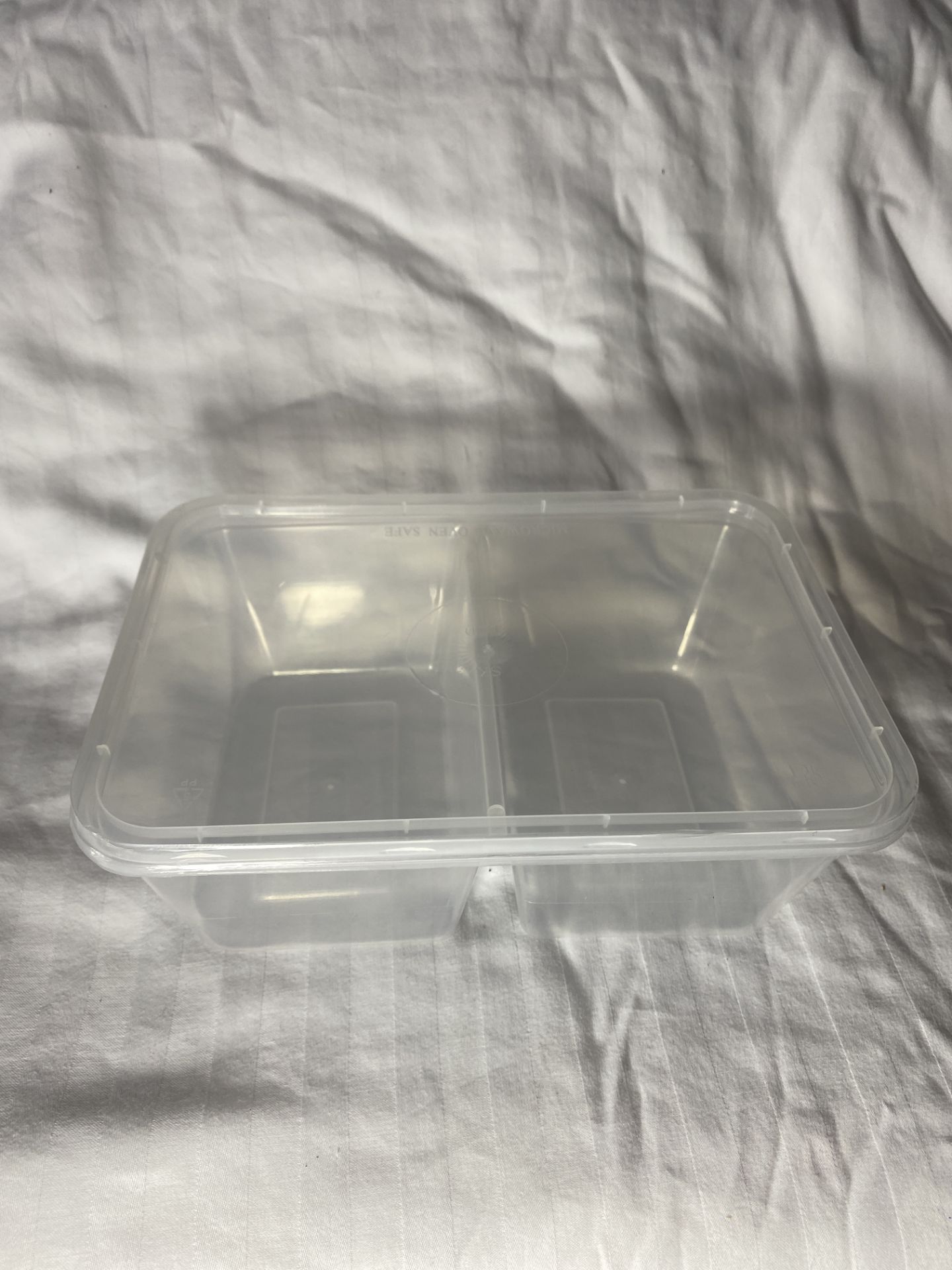 5 x Boxes of Dual Compartment Containers with lid by Ideal Kitchenware - Image 3 of 5