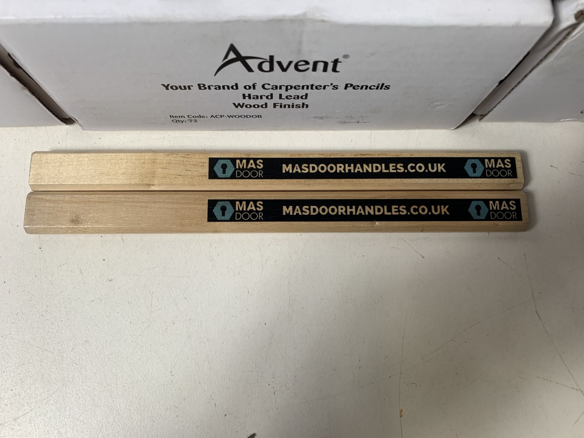 5 x Boxes of 72 Advent 'Mas Door' Carpenter's Pencils - Image 3 of 3