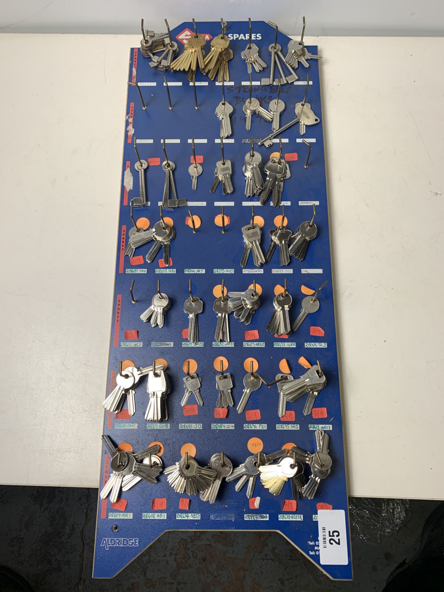 Aldridge Key Rack With Blank Keys