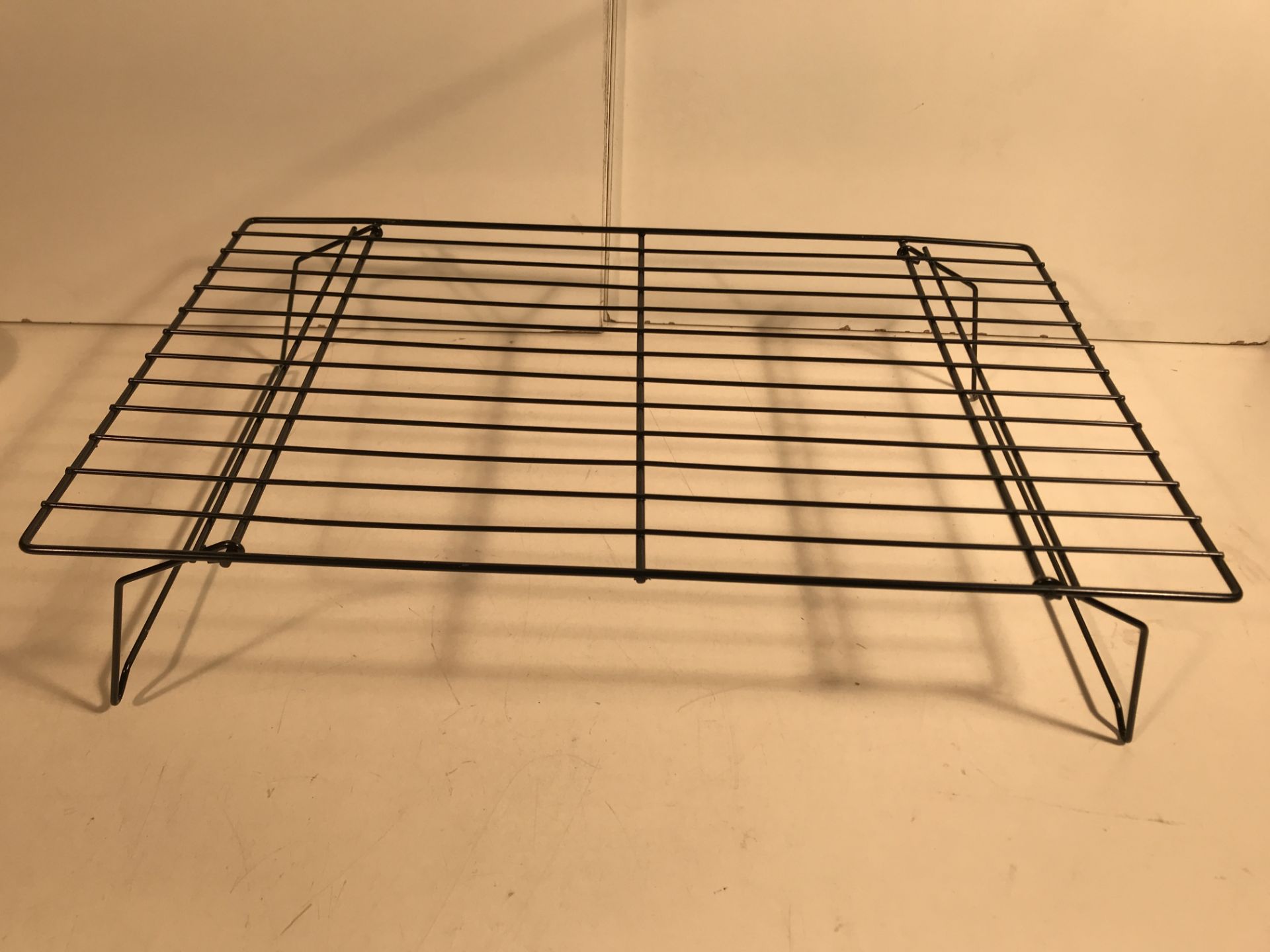 14 x Stackable Cooling Racks - Image 3 of 4