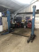 Hofman Duolift GTE2500 2 Post 2.5 Tonne Vehicle Lift | YOM: 1985