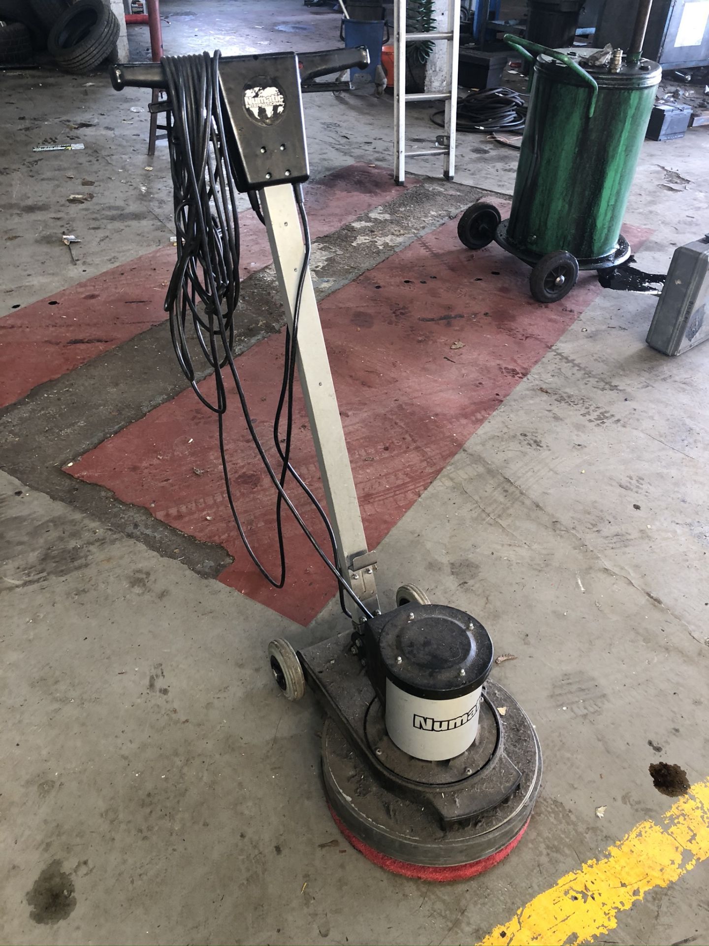 Numatic BMD 1000M Floor Cleaner/Buffer Machine