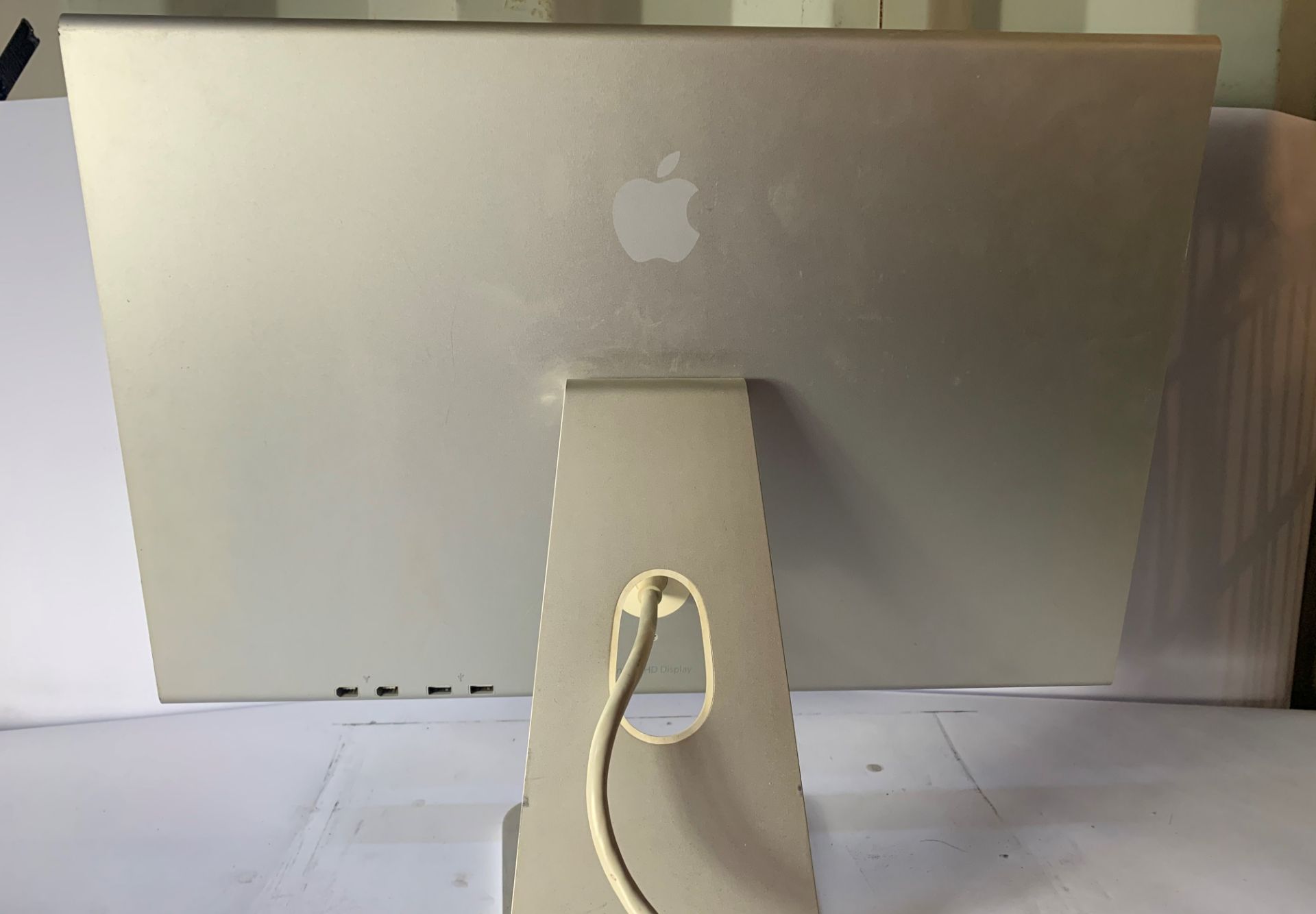 Apple A1082 Cinema Display 23-Inch Monitor - Image 2 of 2